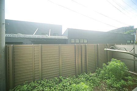 1階部分ですが、外からの人目なども気になることなくお過ごしいただけます♪