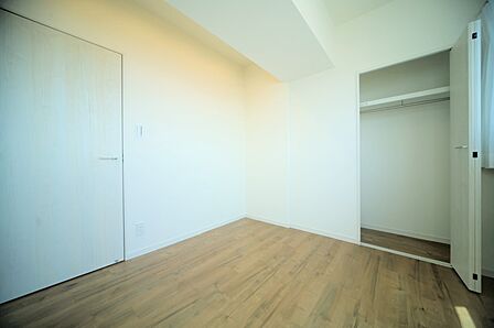 洋室約4．5帖は、お子様部屋にいかがでしょうか♪