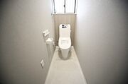 温水洗浄機能付きのトイレで、いつも快適に♪
