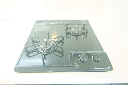 二ツ口コンロの、キッチンです。