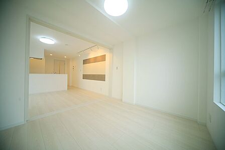 お部屋は1LDKとなっております!
