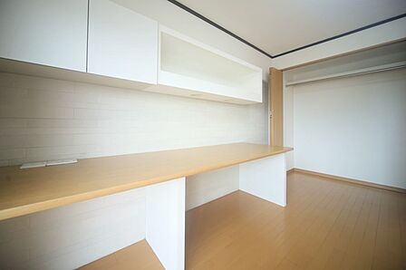 収納が充実しているので、お部屋がスッキリ片付きそうですね♪