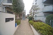 アイ・ビル・サービスへの、委託管理となっております♪