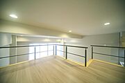 お部屋は1ＬＤＫとなっております！　洋室部分です。