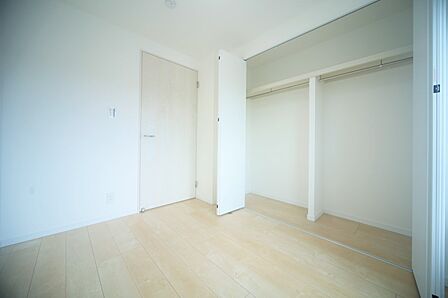 洋室約3．5帖は、お子様部屋にいかがでしょうか♪