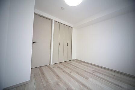 洋室約5帖は、お子様部屋にいかがでしょうか♪