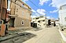 その他：北側公道6Ｍに面す整形地です！　二世帯住宅となっております♪
