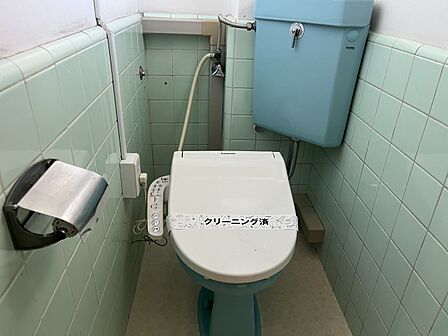温水洗浄機能付きのトイレで、いつも快適に♪