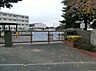 周辺：小学校 810m 中川小学校
