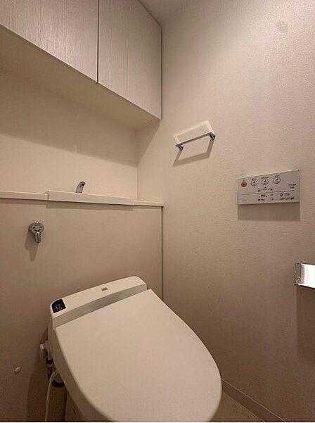 温水洗浄機能付きトイレで、いつも快適に♪