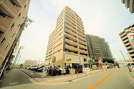 JR川崎駅まで、徒歩13分です! 京急川崎駅まで、徒歩10分です♪