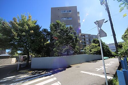 東急コミュニティーへの、委託管理となっております♪
