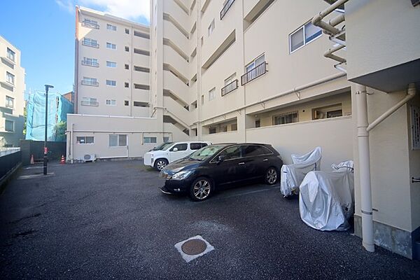 駐車場を拡大表示