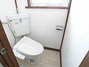ウォシュレット機能付きトイレ