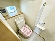 ウォシュレットつきのトイレです