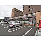 コンビニ「セブンイレブン下関貴船町店まで1044m」