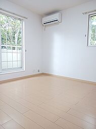 フェルメールＢ 205 2階1LDKのリビング/ダイニング