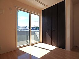 ロザ 107 1階2DKのリビング/ダイニング