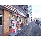 コンビニ「セブンイレブン下関新地店まで728m」