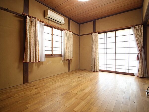 室内