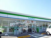 コンビニ「ファミリーマート防府新田店まで450m」
