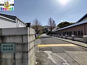 長崎大学経済学部 573m
