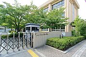 中央小学校