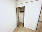 お子様の衣類やおもちゃが入ります