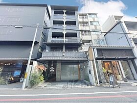 バウハウス富小路三条 201 ｜ 京都府京都市中京区朝倉町（賃貸マンション1K・2階・37.17㎡） その1