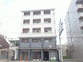 京都府京都市下京区七条通大宮東入大工町（賃貸マンション1R・4階・31.05㎡） その1