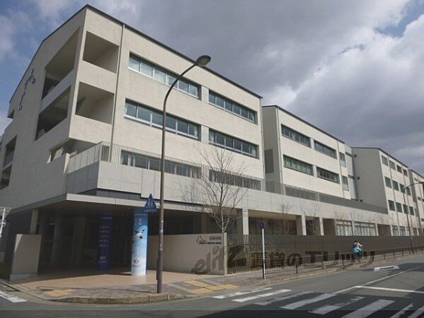 画像9:京都産業大学附属高校まで1200メートル