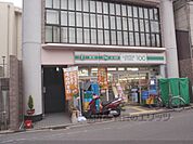LAWSON STORE100　下京寺町通店まで350メートル