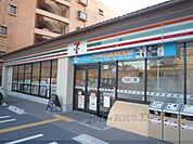 セブンイレブン　京都出世稲荷前店まで180メートル