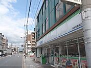 ファミリーマート　塚本祇園東山店まで200メートル