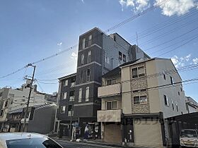 京都府京都市下京区大宮通松原下る上五条町（賃貸マンション1R・5階・28.82㎡） その1