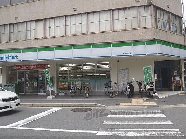 画像19:ファミリーマート　新町高辻店まで200メートル