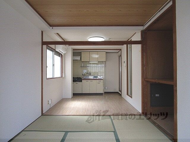寝室