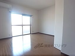 京阪本線 龍谷大前深草駅 徒歩1分の賃貸アパート 2階1Kのリビング/ダイニング