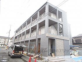 ヴァロ伏見稲荷  ｜ 京都府京都市伏見区深草平田町（賃貸アパート1K・2階・26.90㎡） その1