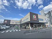 イズミヤ　伏見店まで840メートル