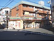 セブンイレブン　京都深草直違橋店まで320メートル