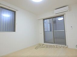 近鉄京都線 上鳥羽口駅 徒歩22分の賃貸アパート 1階1Kのリビング/ダイニング