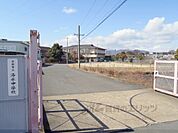 洛水中学校まで1700メートル