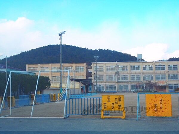 画像12:上賀茂小学校まで140メートル