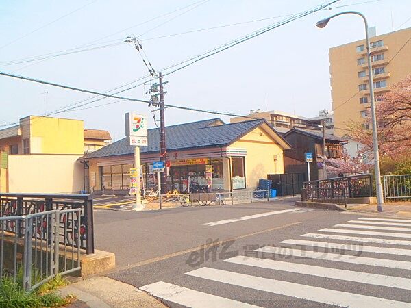 画像19:セブンイレブン　京都堀川今出川店まで250メートル