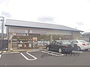 セブンイレブン　下鴨水口町店まで300メートル