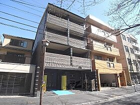 京都府京都市下京区木屋町通松原下る材木町（賃貸マンション1K・2階・31.69㎡） その1