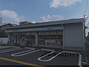 ファミリーマート　御池通天神店まで340メートル