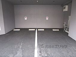 14 / 16