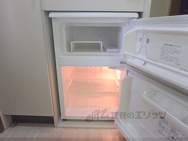画像30:ミニ冷蔵庫